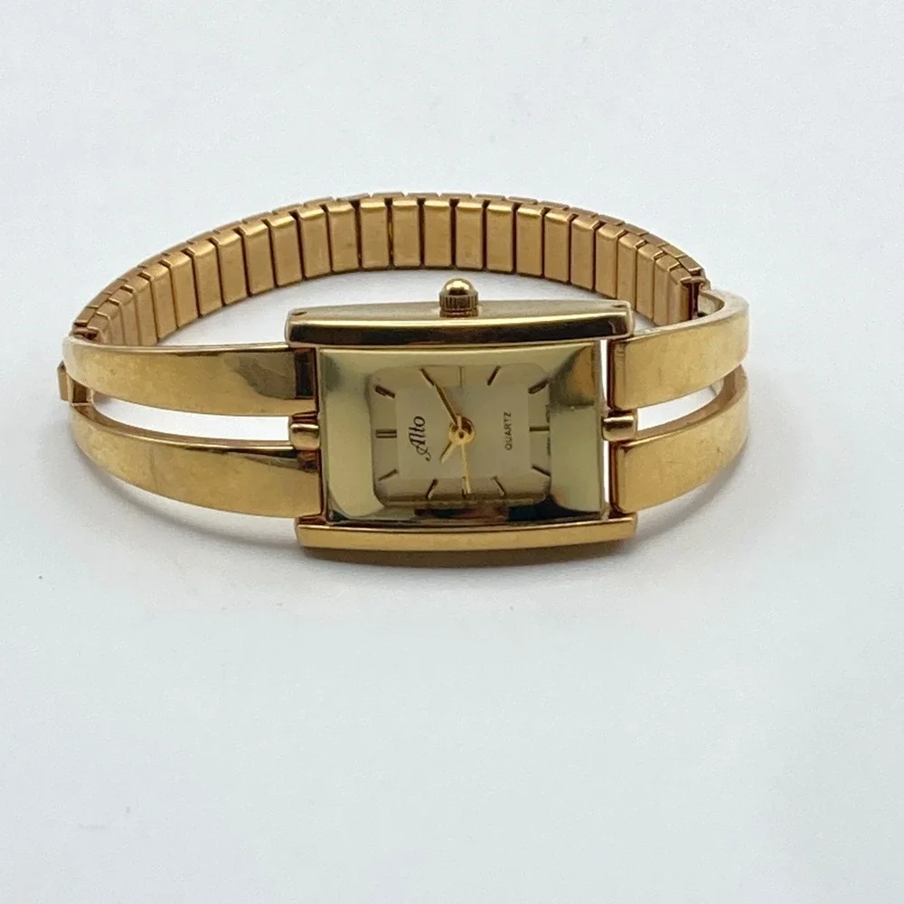 Vintage Alto Womens Watch Gold Tone 19mm Stretch Band Tank New Battery SMALL 6